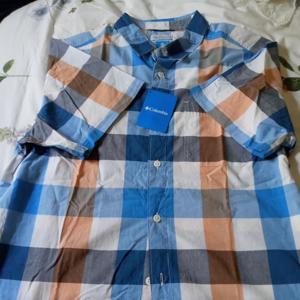 Mens plaid short sleeve button down shirt